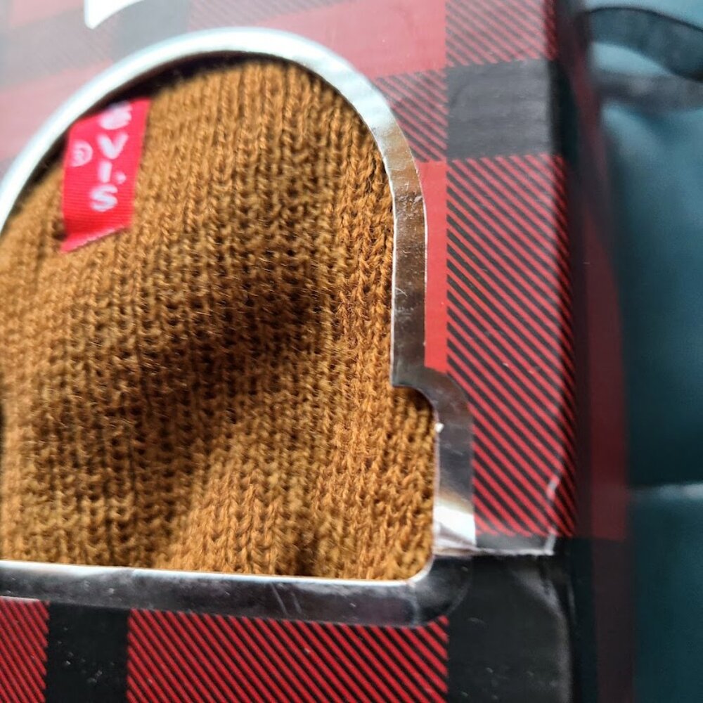 Brown Knit Beanie Mens Womens Winter Levis Sock Hat One Size Ribbed Tan Unisex - Picture 5 of 12